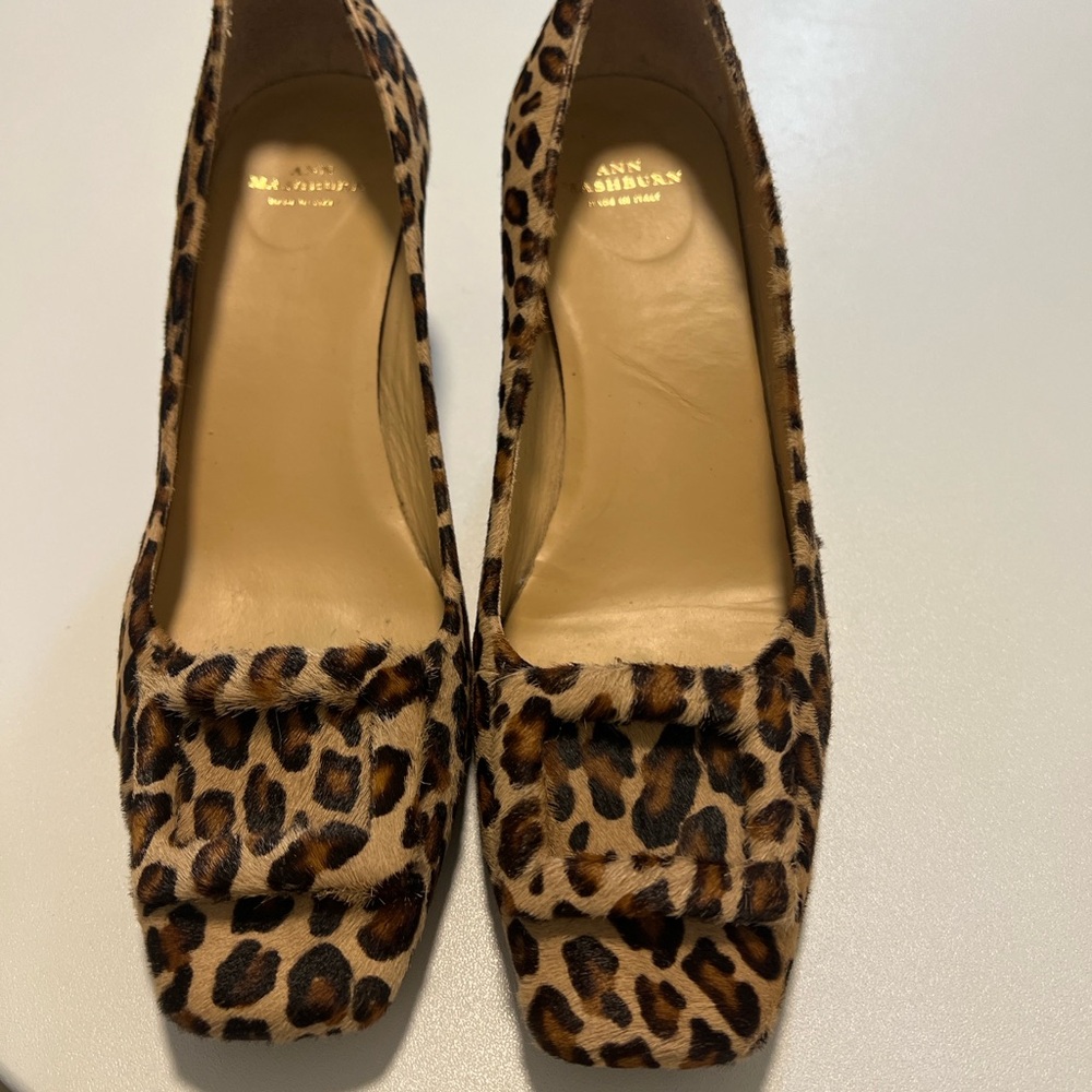 ANN MASHBURN Leopard Print Flats